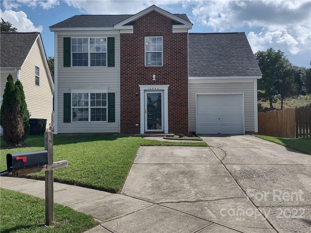 Property image 1 at 10544 Katie Creek Court, Charlotte, NC 28213