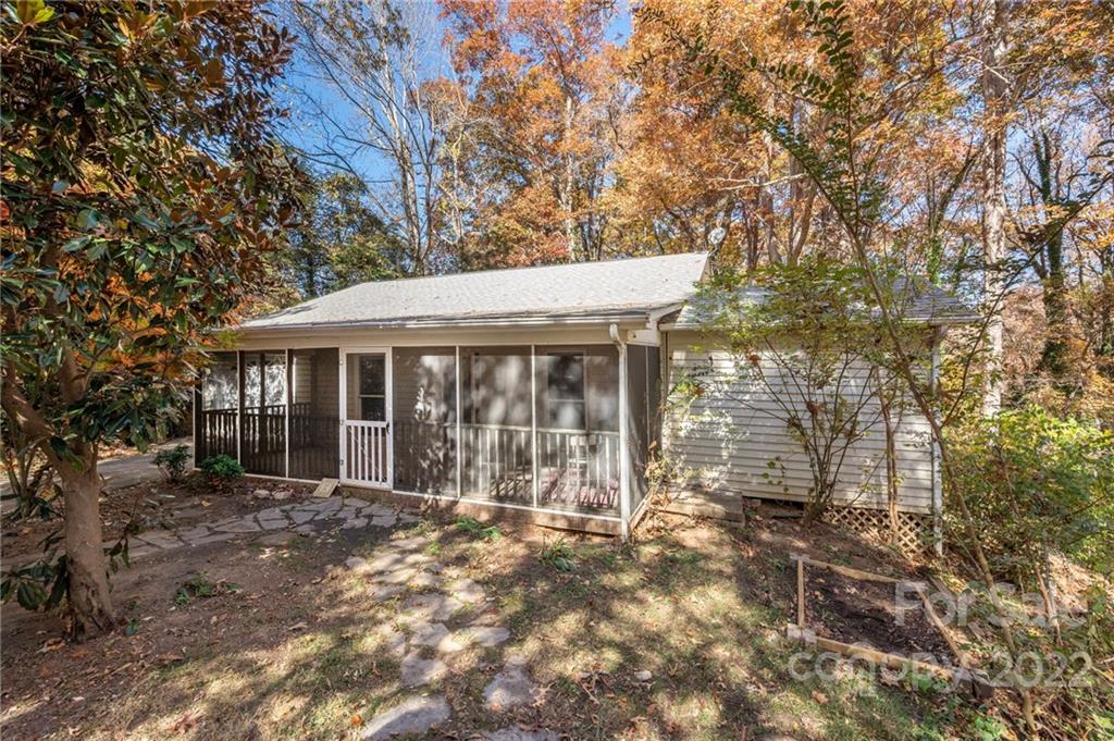 Property image 1 at 32 Academy Street, Asheville, NC 28803