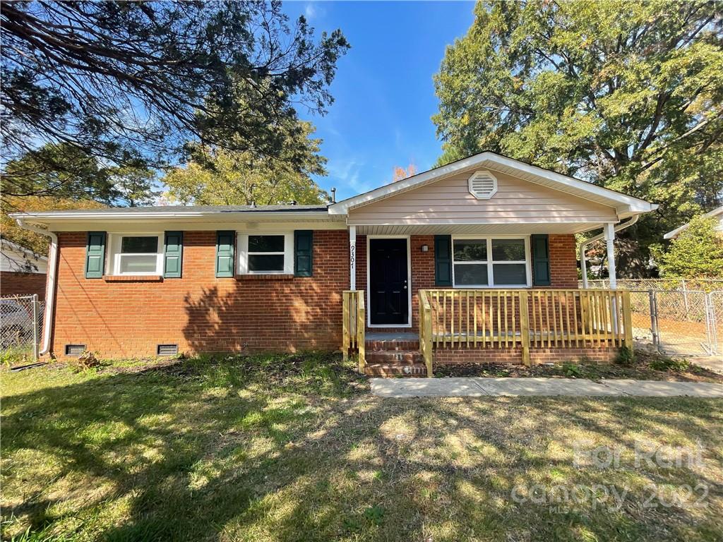 Property image 1 at 9307 Feldbank Drive, Charlotte, NC 28216