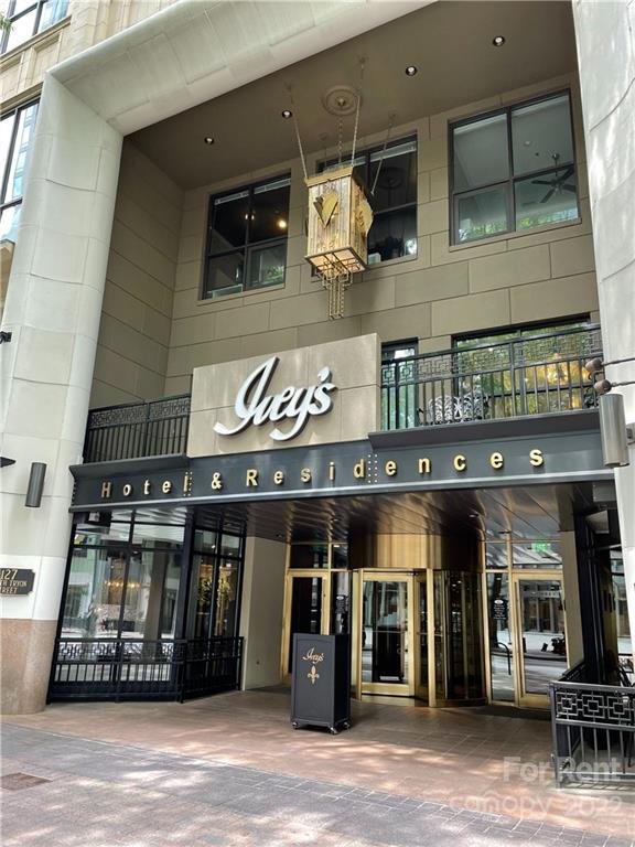 Property image 1 at 127 N Tryon Street, Charlotte, NC 28202