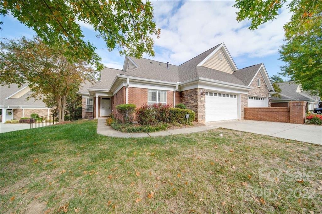 Property image 1 at 2851 Bellasera Way, Matthews, NC 28105