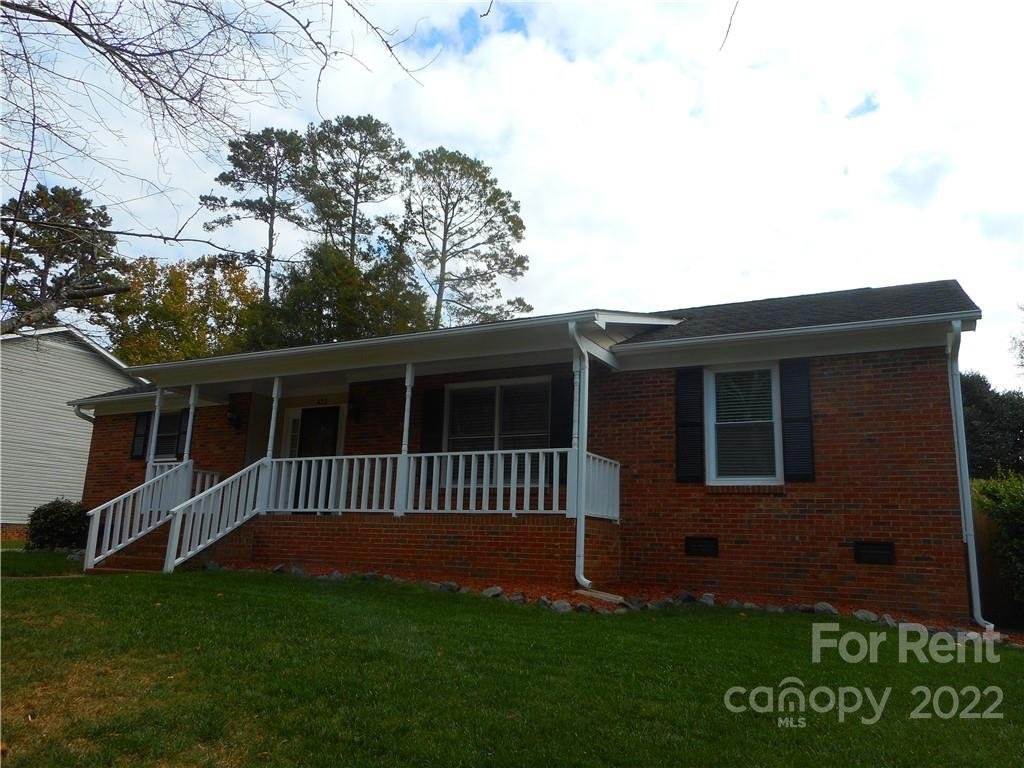 Property image 1 at 620 Bellows Lane, Charlotte, NC 28270