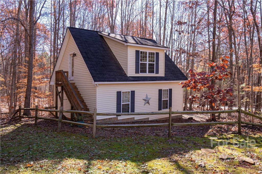 Property image 1 at 104 Milbros Lane, Mooresville, NC 28117