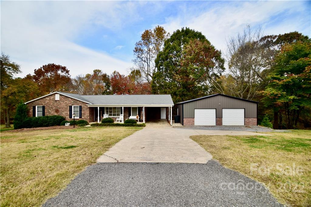 Property image 1 at 406 Plantation Drive, Kings Mountain, NC 28086