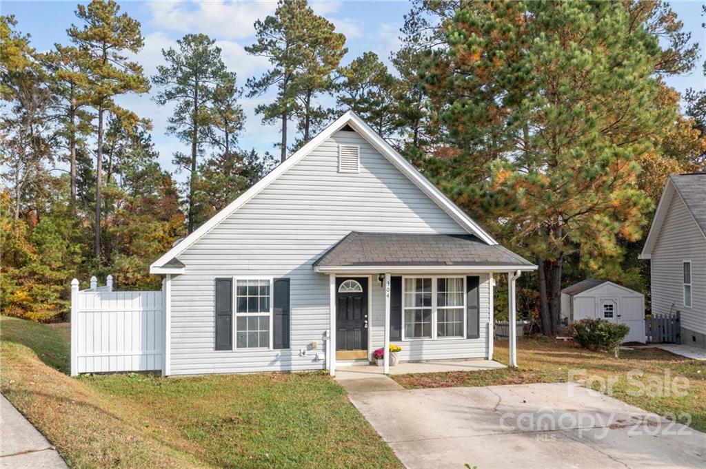 Property image 1 at 304 Athens Hills Place, Kannapolis, NC 28083