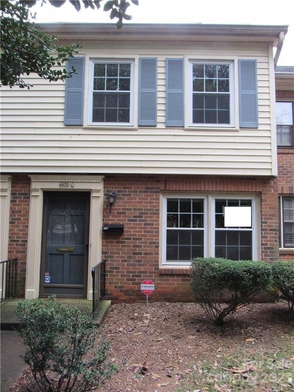 6835 Farmingdale Drive