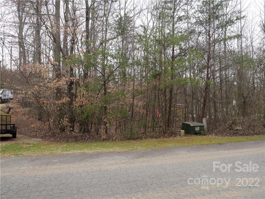 Property image 1 at 1871 Lynmore Drive, Sherrills Ford, NC 28673