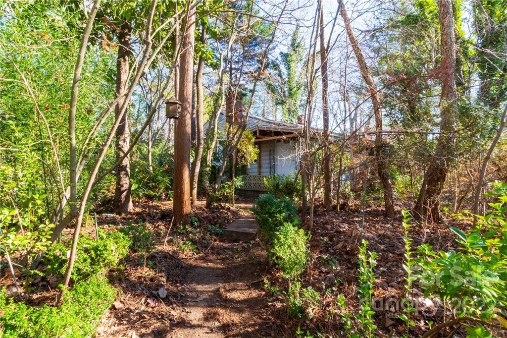 Property image 1 at 112 Trotter Place, Asheville, NC 28806