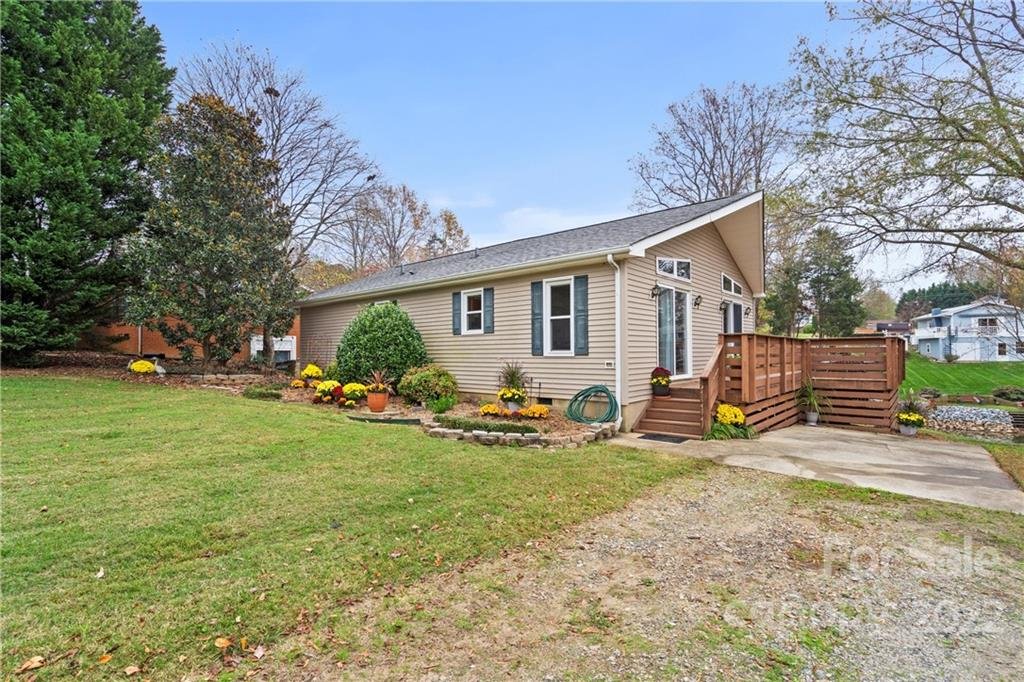 Property image 1 at 139 Bluewing Lane, Mooresville, NC 28117