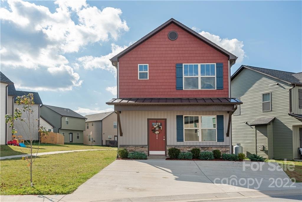 Property image 1 at 104 Cardwell Lane, Fletcher, NC 28732