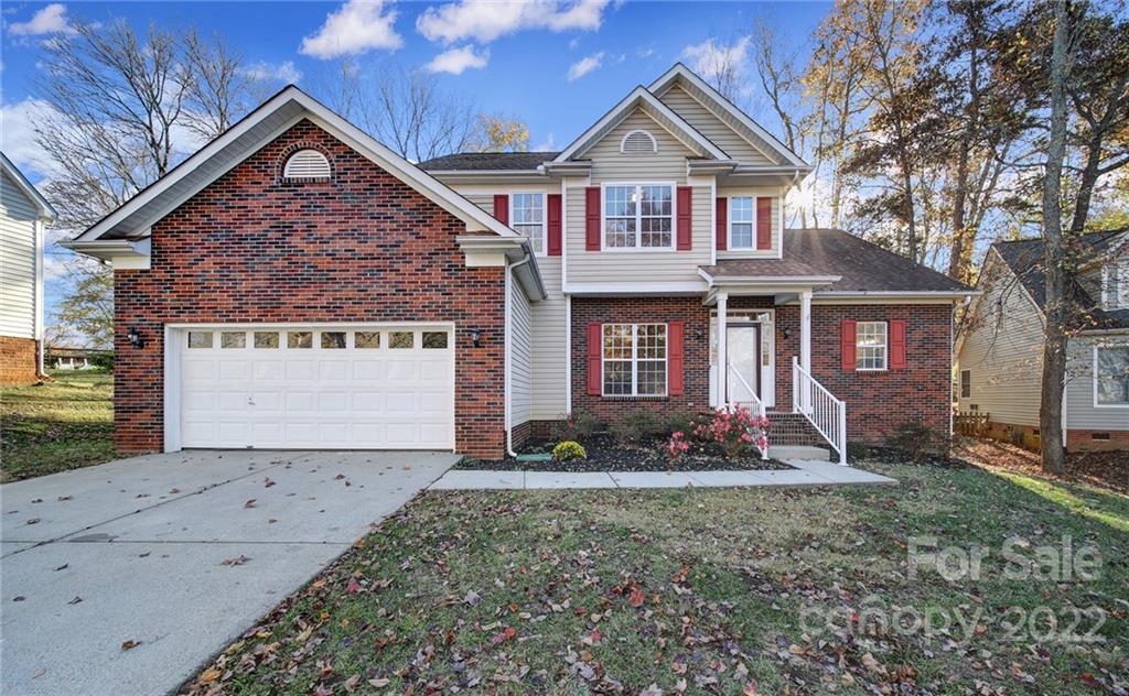 Property image 1 at 12114 Meadow Post Lane, Charlotte, NC 28269