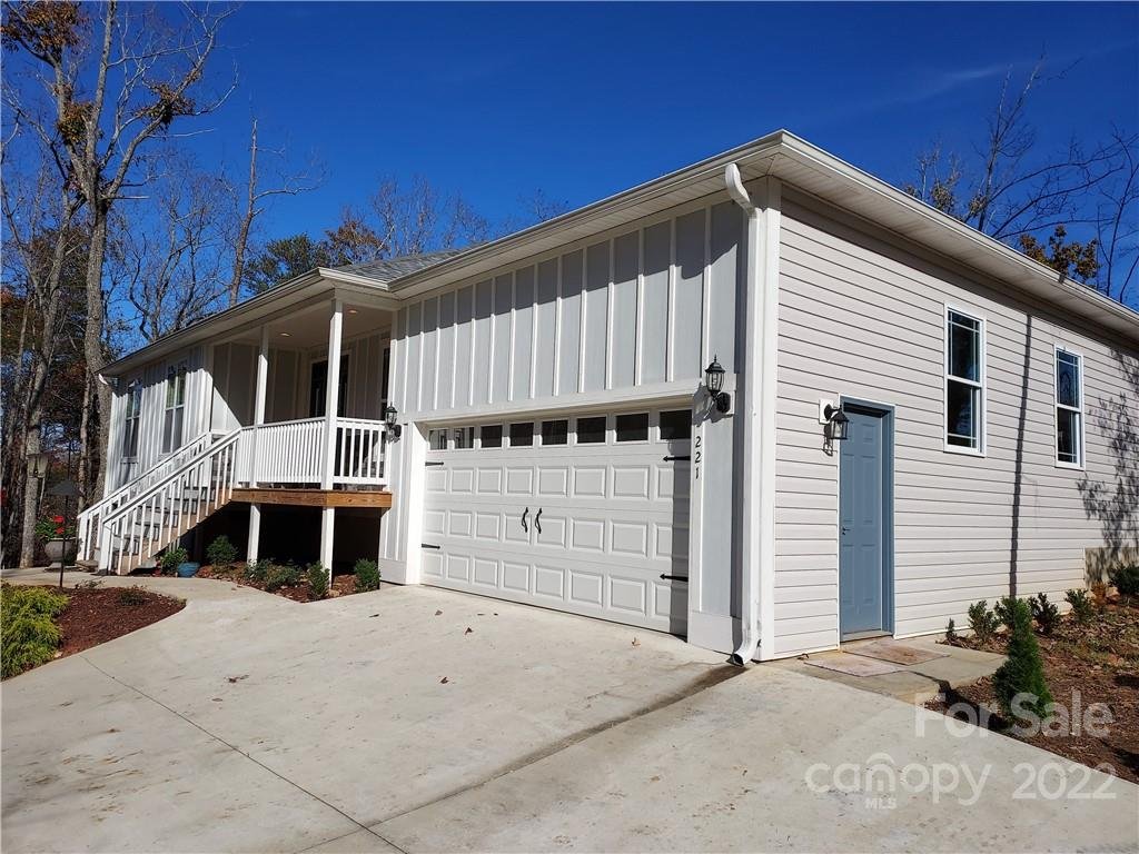 Property image 1 at 221 Dublin Lane, Columbus, NC 28722