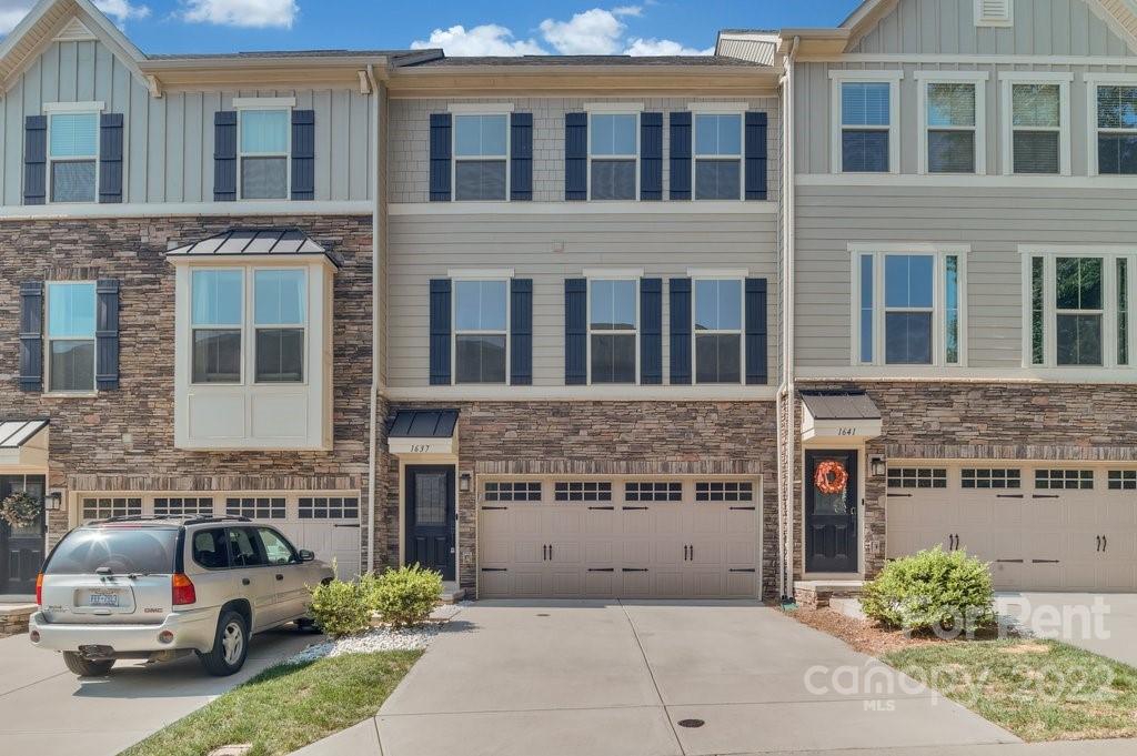 Property image 1 at 1637 Bark Branch Lane, Charlotte, NC 28205