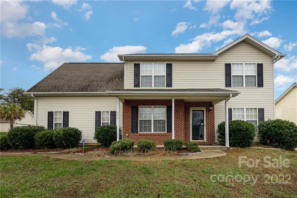 Property image 1 at 400 Mooseberry Lane, Gastonia, NC 28052