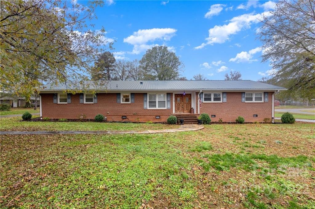 Property image 1 at 616 Park Avenue, Mooresville, NC 28115