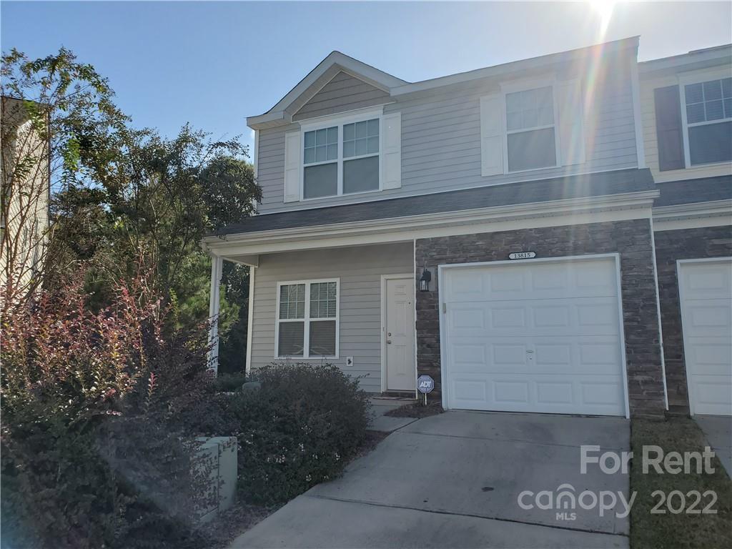 Property image 1 at 13815 Singleleaf Lane, Charlotte, NC 28278