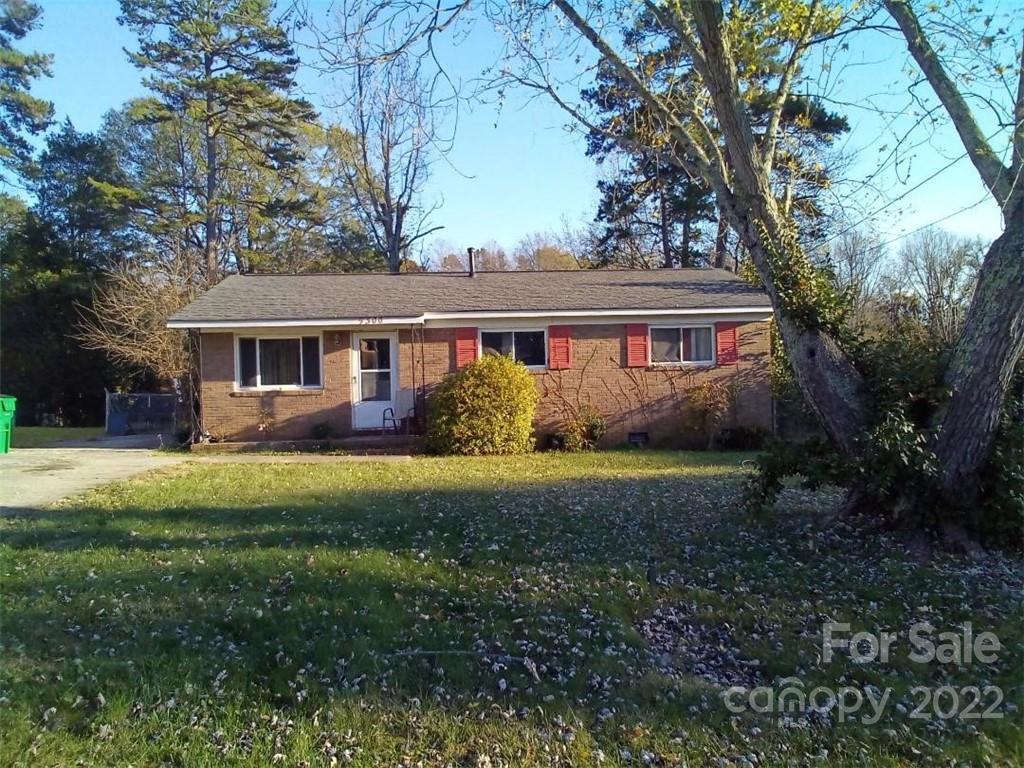 Property image 1 at , Charlotte, NC 28216