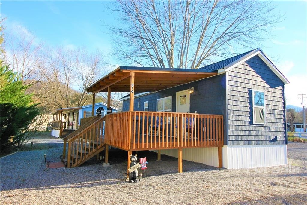 Property image 1 at 310 Aqua Vista Loop, Waynesville, NC 28785