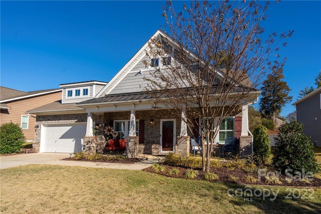 2934 Hiddenbrook Way