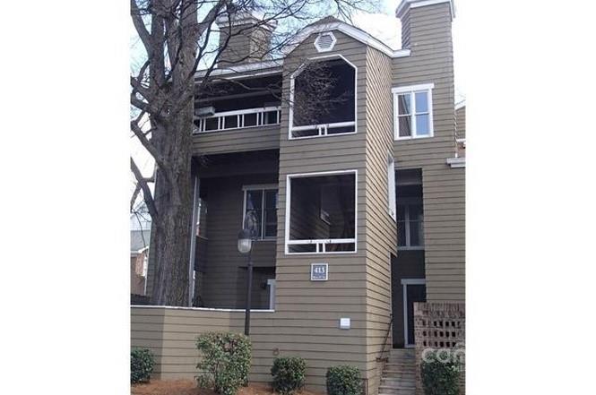 Property image 1 at 413 W 8th Street, Charlotte, NC 28202