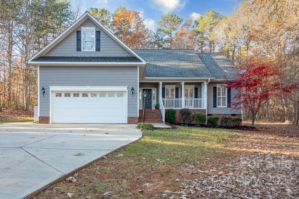 Property image 1 at 4020 Drake Court, Denver, NC 28037