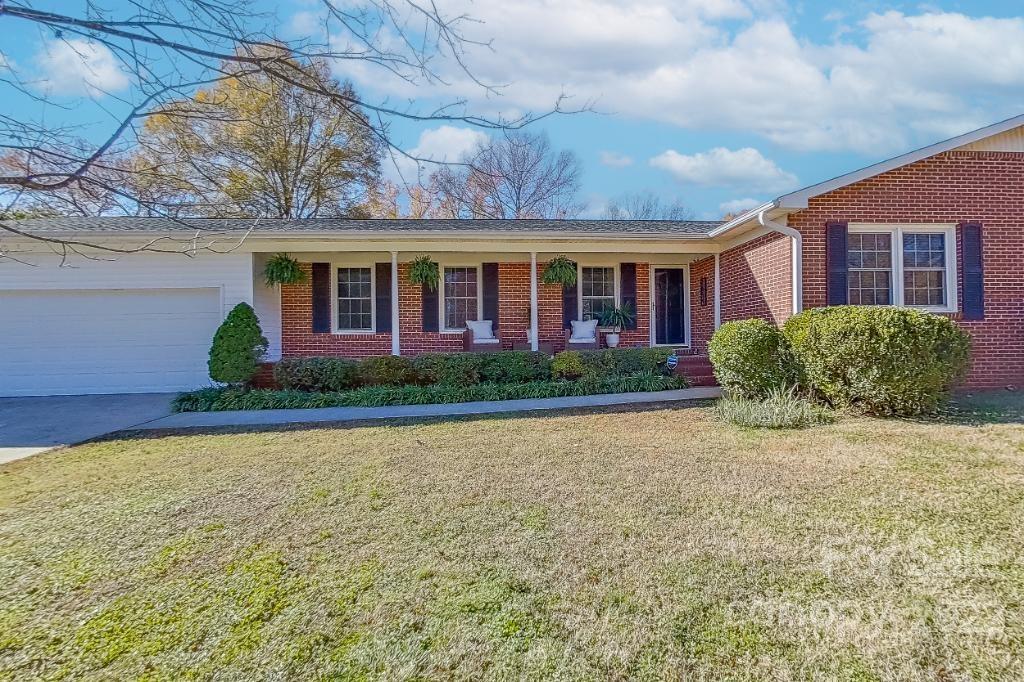 Property image 1 at 1654 Colony Road, Rock Hill, SC 29730