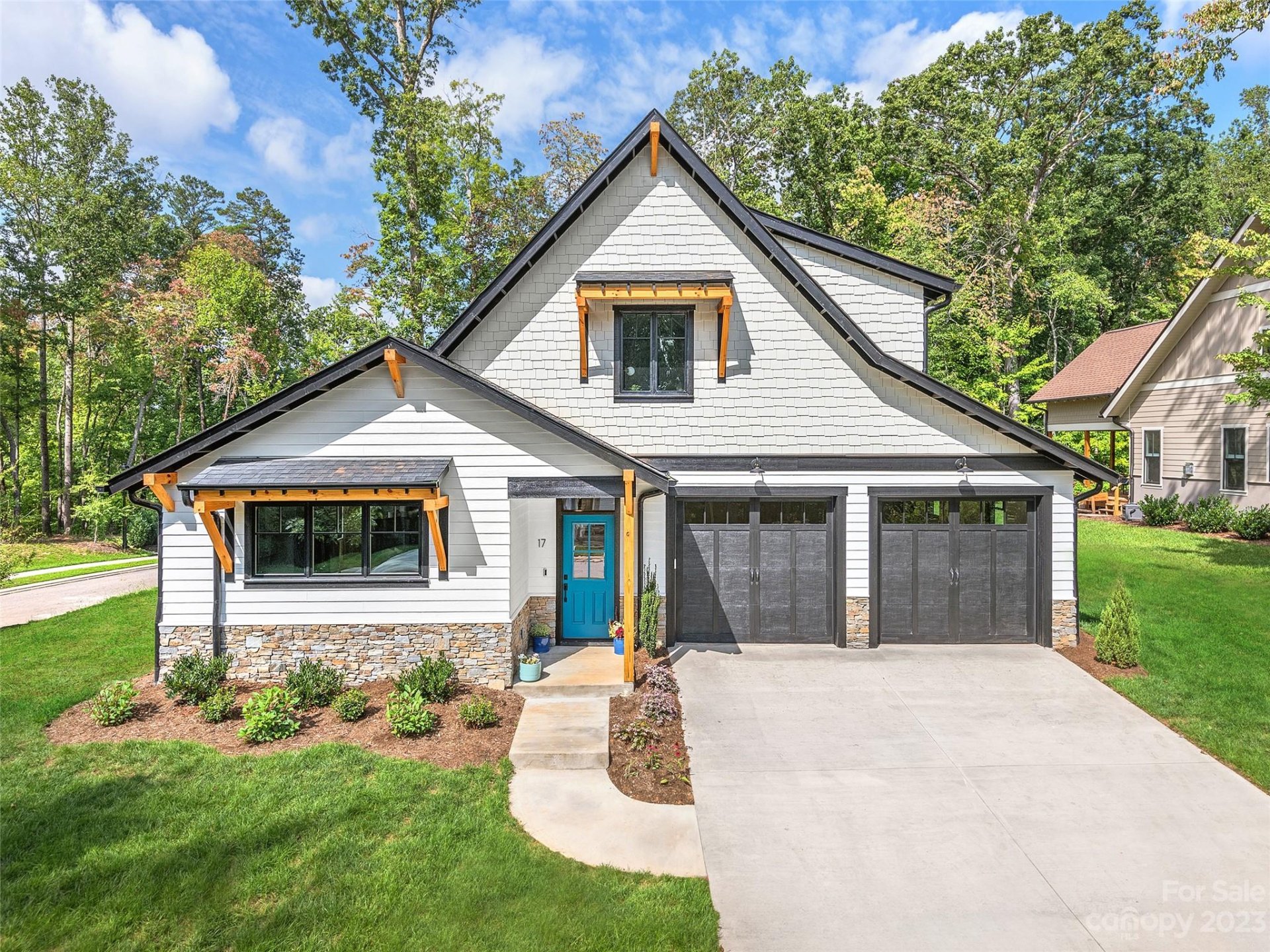 Property image 1 at 17 Ashe Park Circle, Asheville, NC 28806