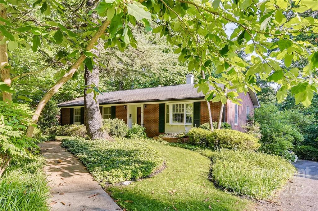 Property image 1 at 1411 Forest Park Drive, Statesville, NC 28677