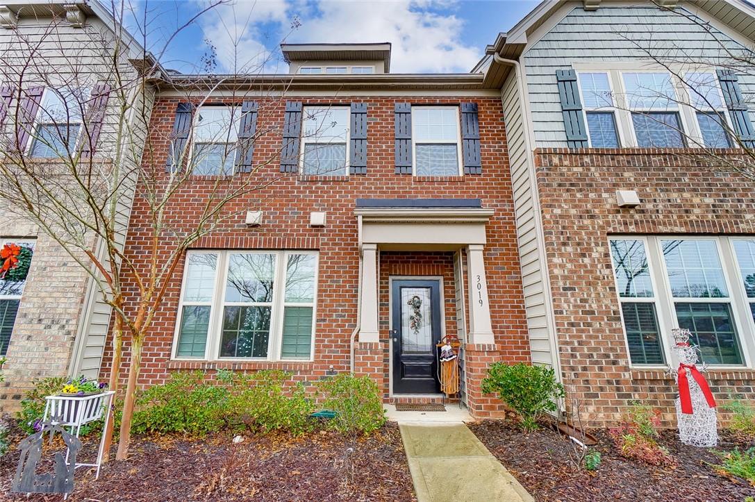 3019 Honeylocust Lane