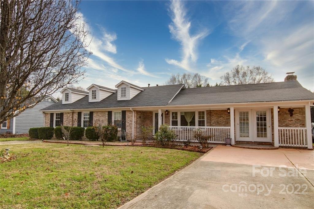 Property image 1 at 2235 Thornfield Road, Charlotte, NC 28217