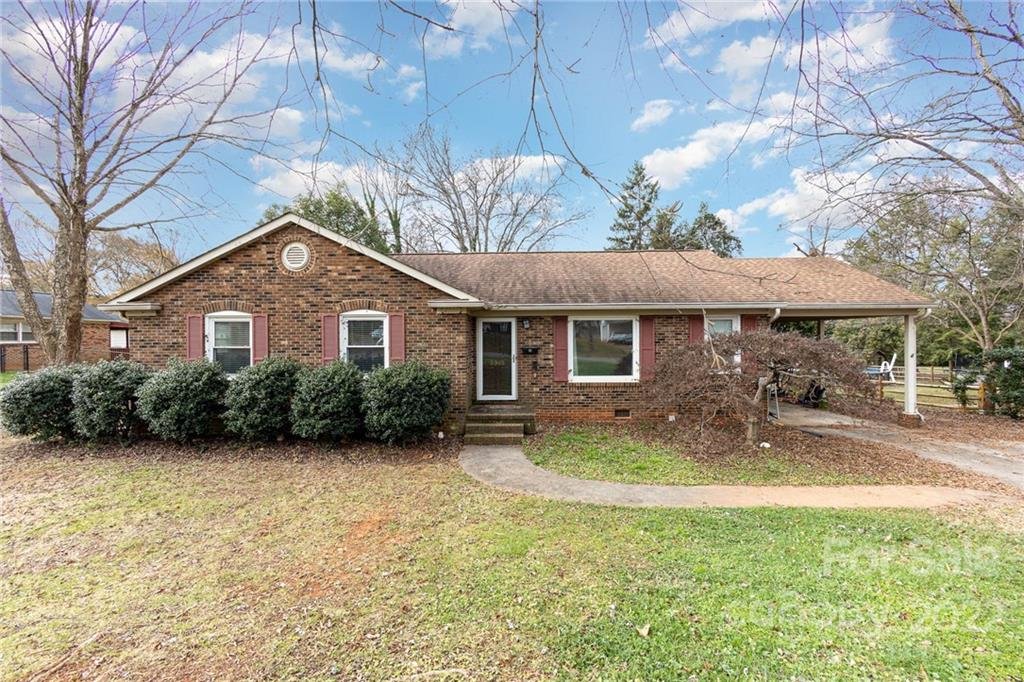 Property image 1 at 2305 Gaines Avenue, Gastonia, NC 28054