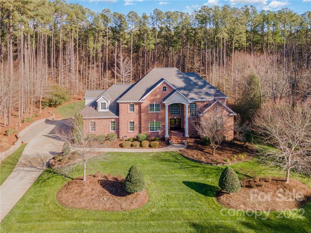 407 E Glenview Drive