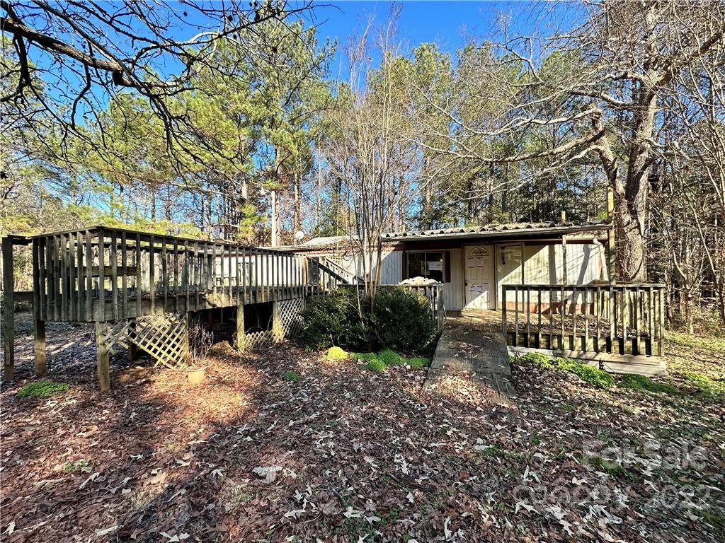 Property image 1 at 1116 Crestmont Lane, Denver, NC 28037