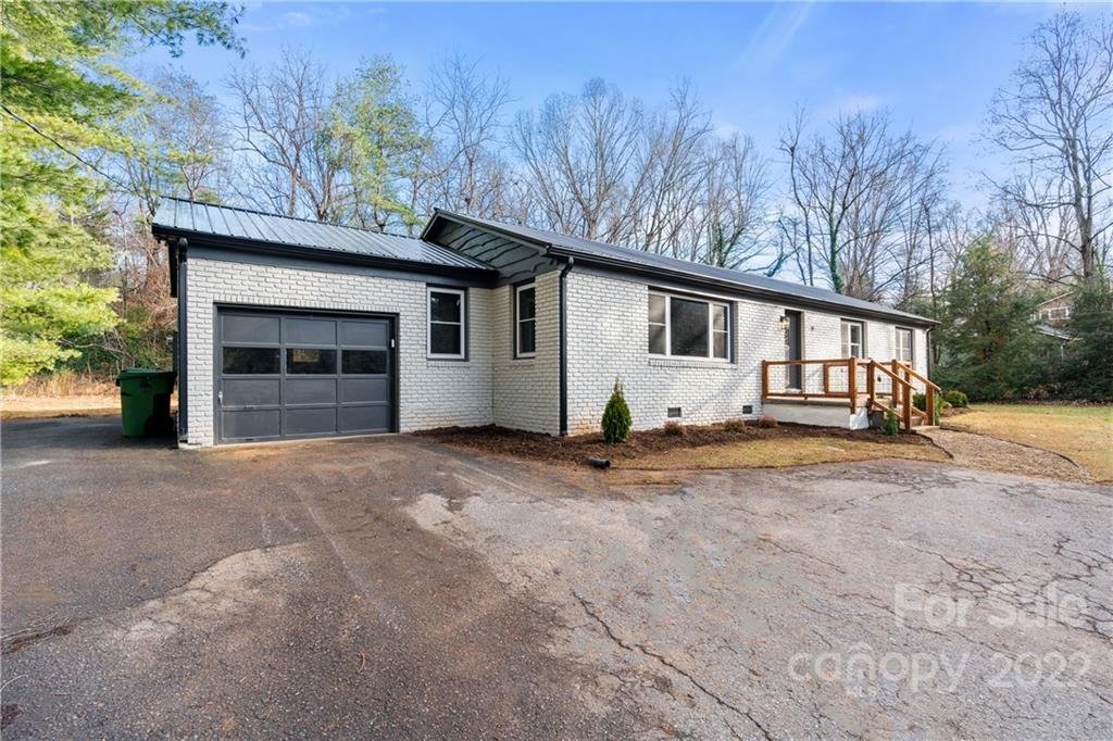 Property image 1 at 14 Crockett Avenue, Asheville, NC 28805