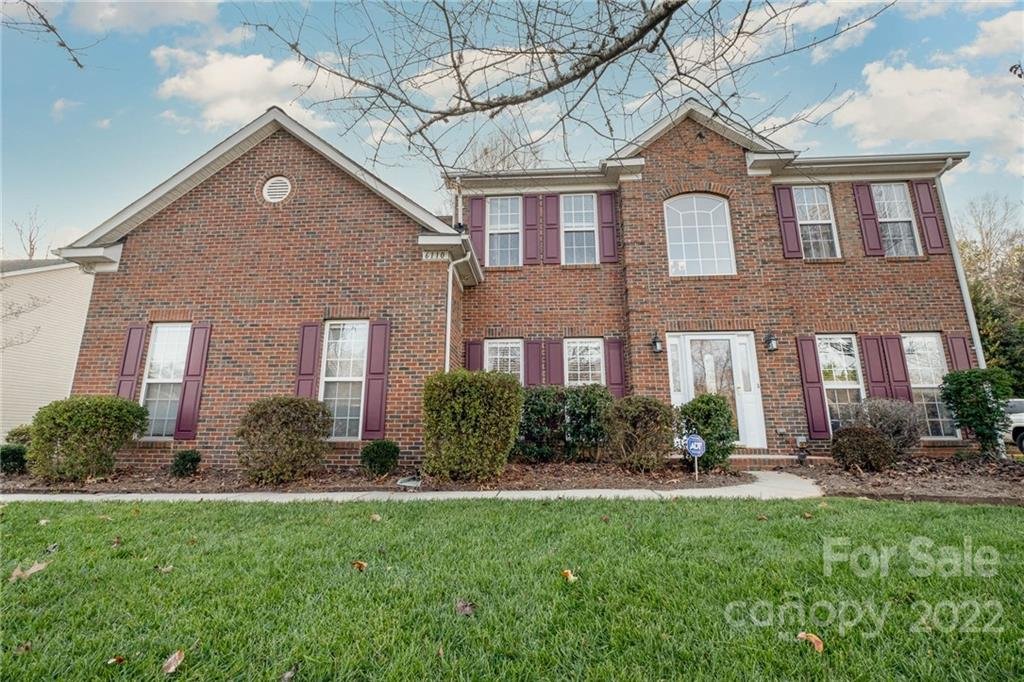 Property image 1 at 6110 Lowergate Drive, Waxhaw, NC 28173