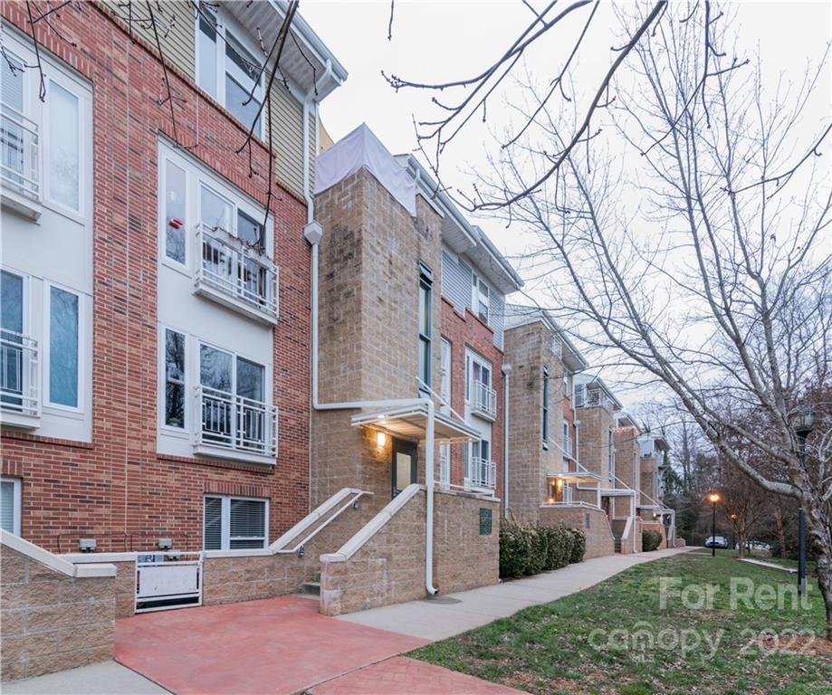 Property image 1 at 3939 Picasso Court, Charlotte, NC 28205