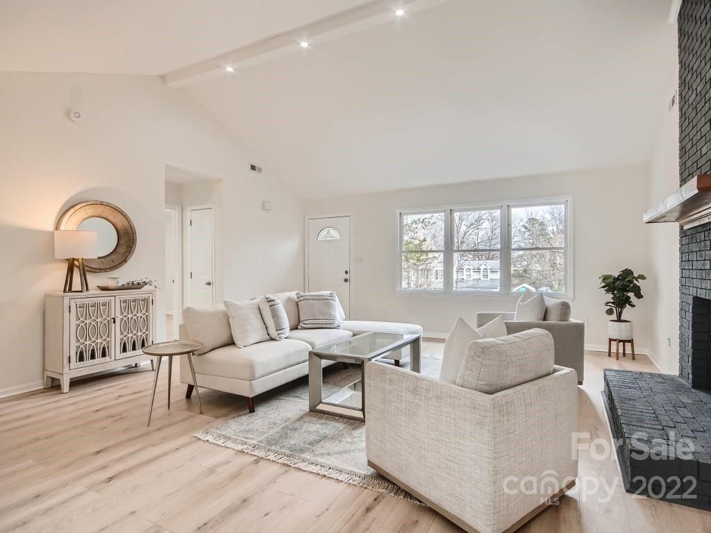 Property image 1 at 401 Southland Road, Huntersville, NC 28078