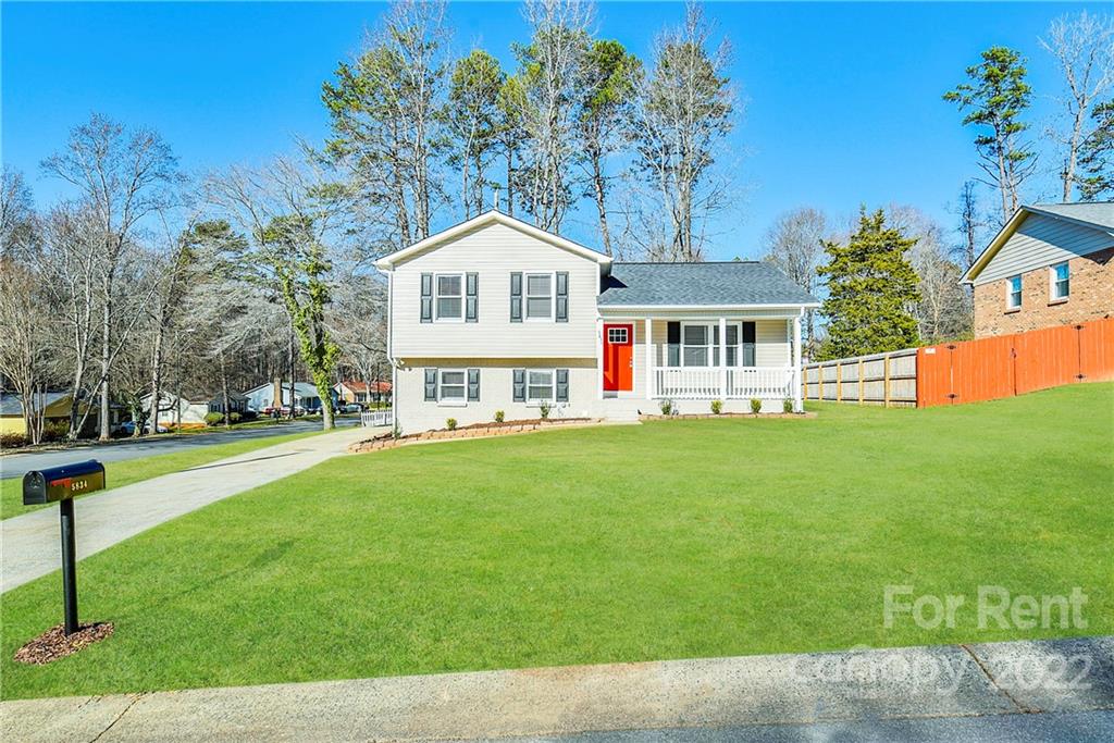 Property image 1 at 5834 Beaconsfield Road, Charlotte, NC 28214