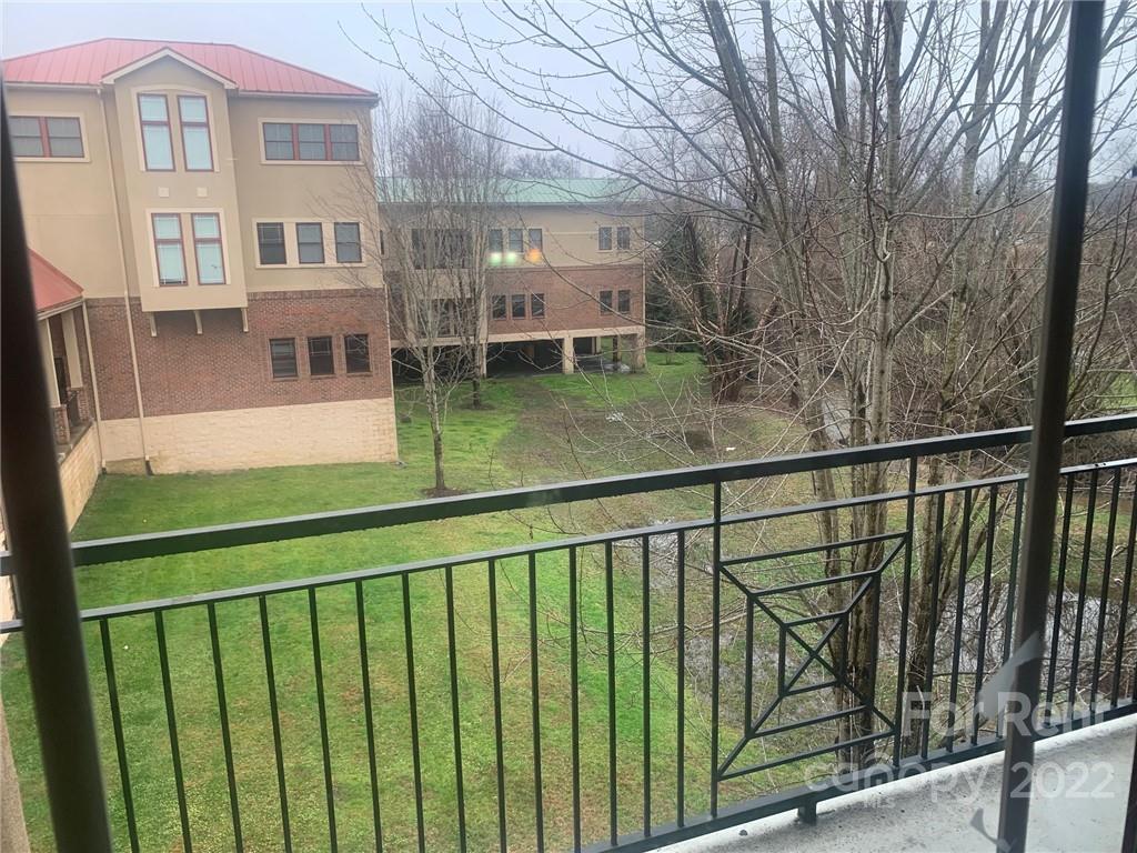 Property image 1 at 475 Church Street, Hendersonville, NC 28792