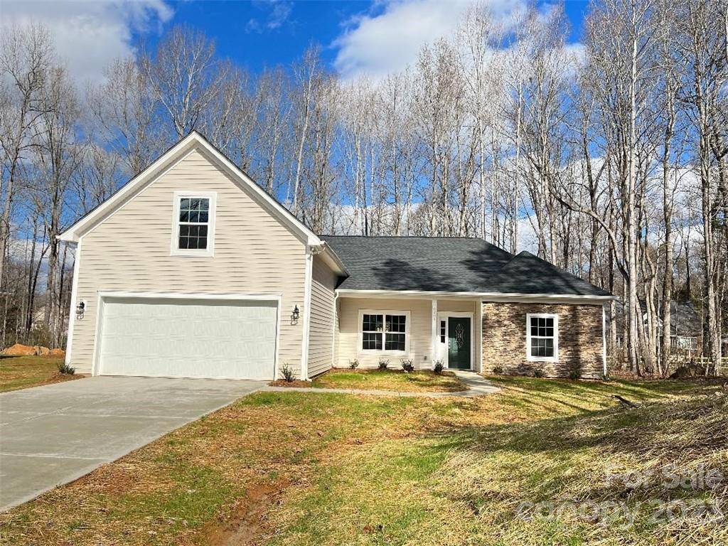 Property image 1 at 6201 Pamela Street, Huntersville, NC 28078