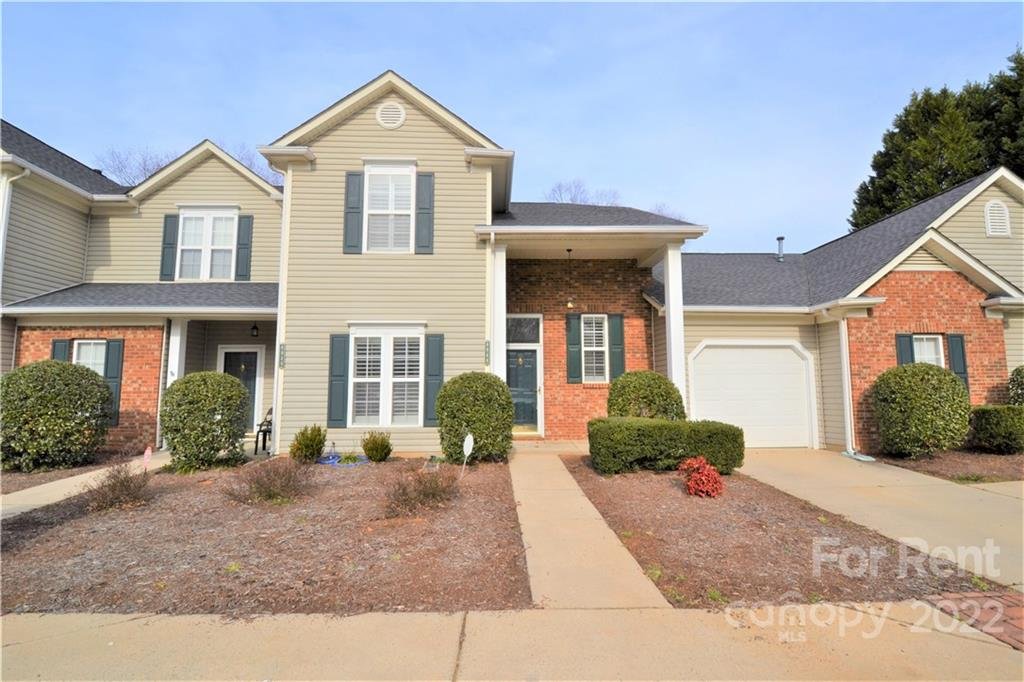 Property image 1 at 8944 Cinnabay Drive, Charlotte, NC 28216