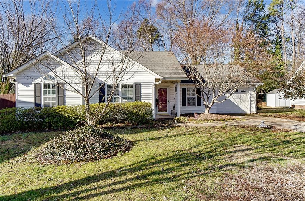 Property image 1 at 6406 Currywood Place, Charlotte, NC 28227