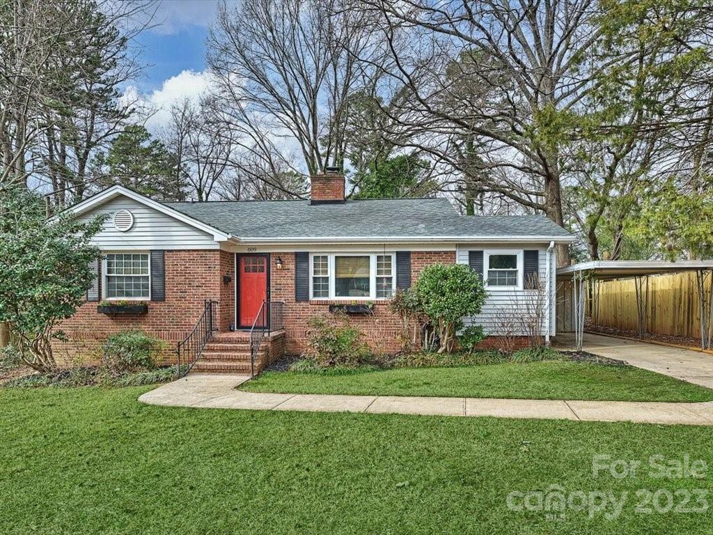 Property image 1 at 809 Mohigan Street, Charlotte, NC 28205