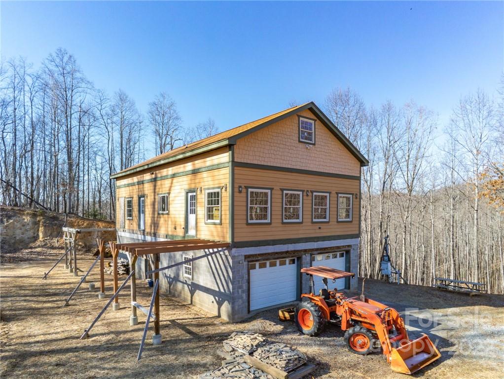 Property image 1 at 4750 Deer Run, Lenoir, NC 28645