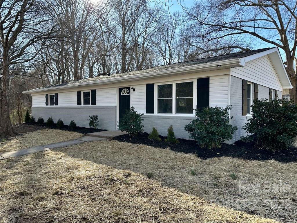 Property image 1 at 1154 Bridges Drive, Forest City, NC 28043