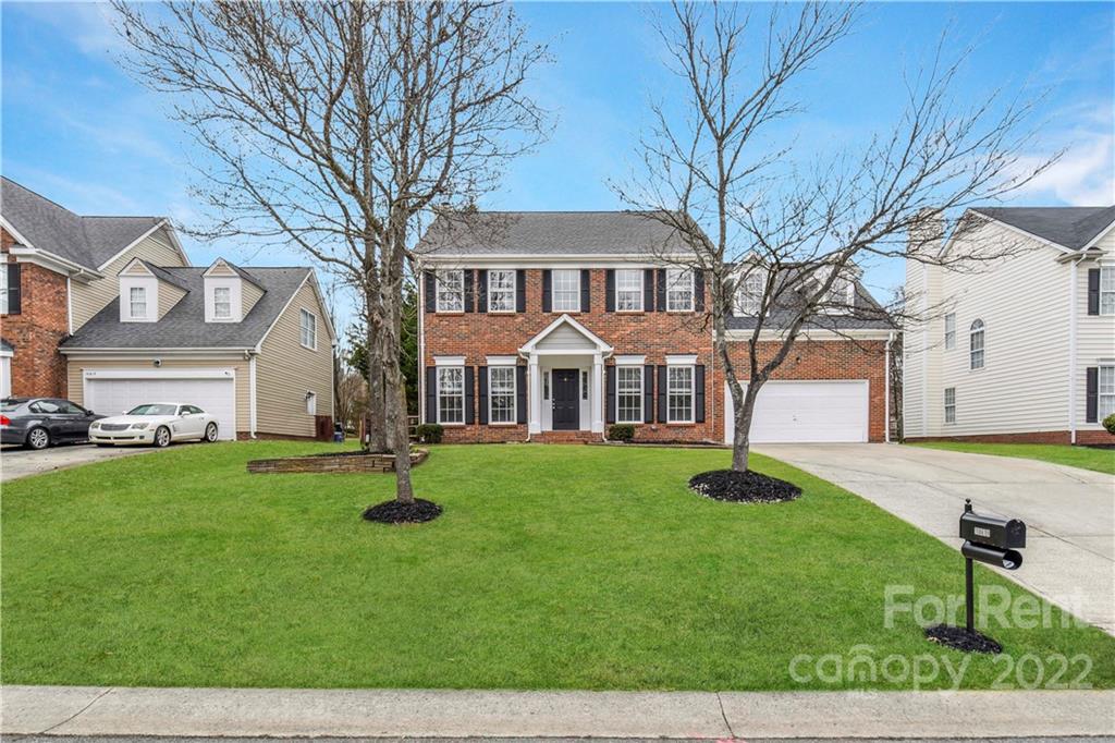 Property image 1 at 10619 Old Bridge Lane, Charlotte, NC 28269