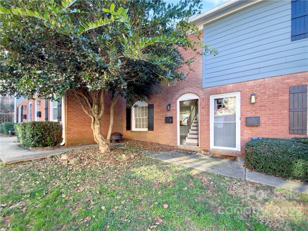 Property image 1 at 634 Chipley Avenue, Charlotte, NC 28205