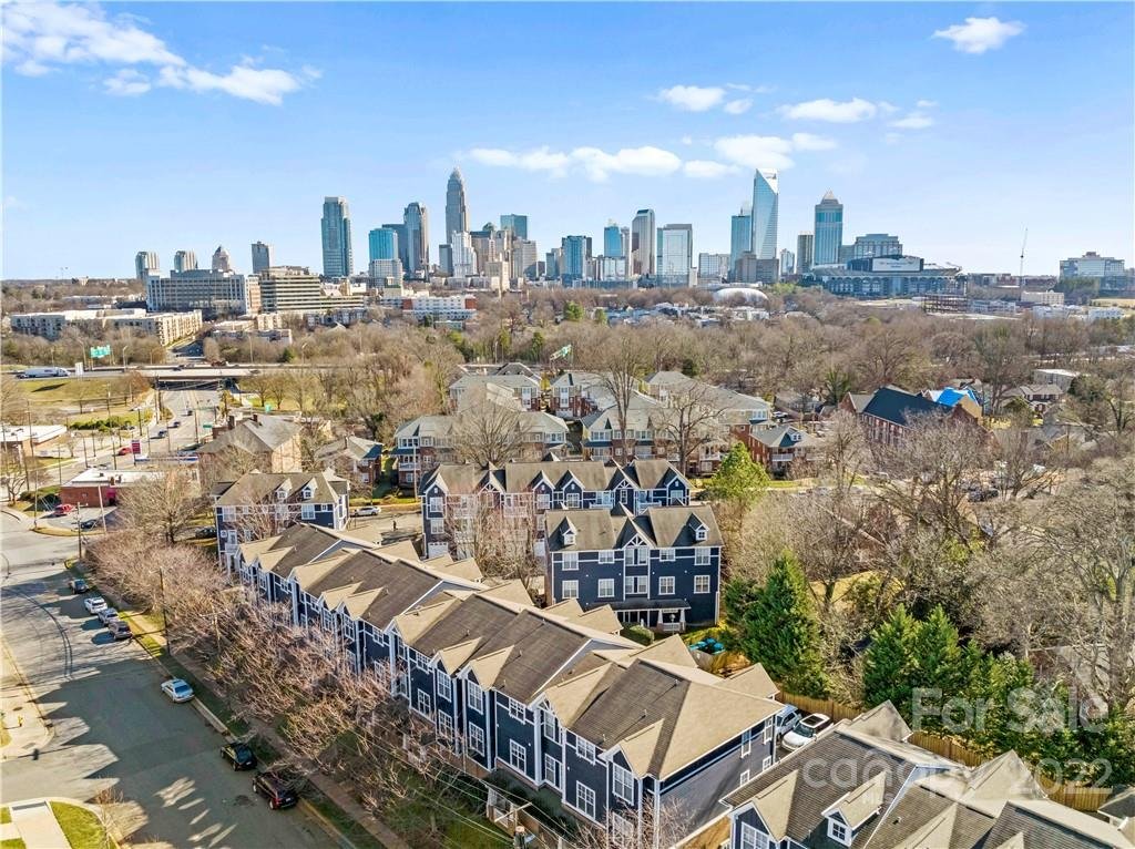 1604 Walnut View Drive