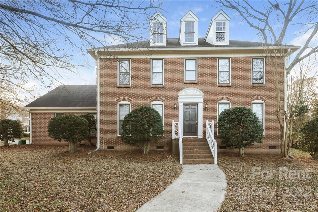 Property image 1 at 4810 Meadowridge Drive, Charlotte, NC 28226