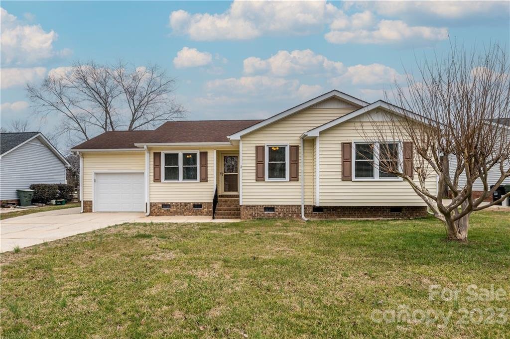 Property image 1 at 3626 Farm Lake Drive, Concord, NC 28027